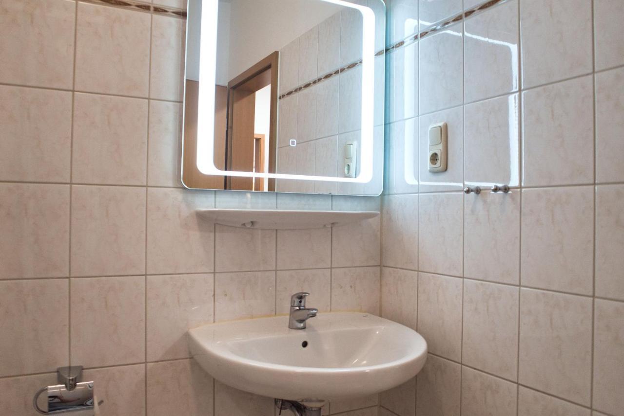 Strandnah, Balkon, Ahoi Erlebnisbad Gratis In Sellin - Strandresidenz Brandenburg Fewo 36 Гёрен Экстерьер фото